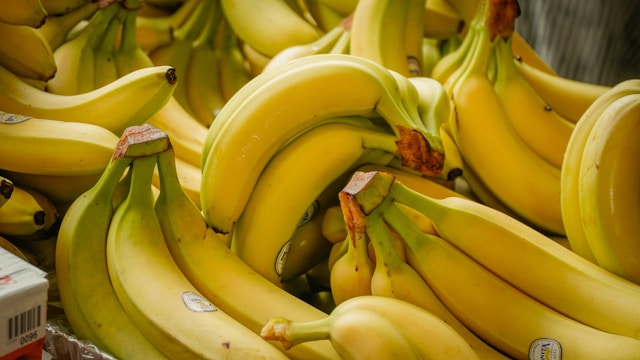 Fresh Bananas 1 Dozen